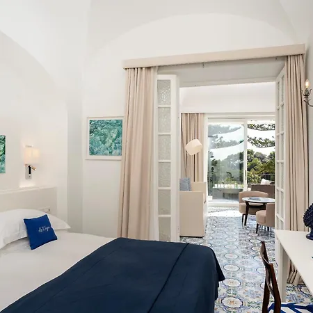 Hotel La Vega 4*