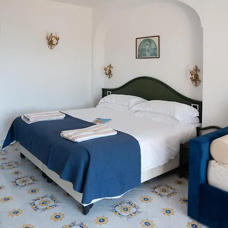 La Vega Hotel