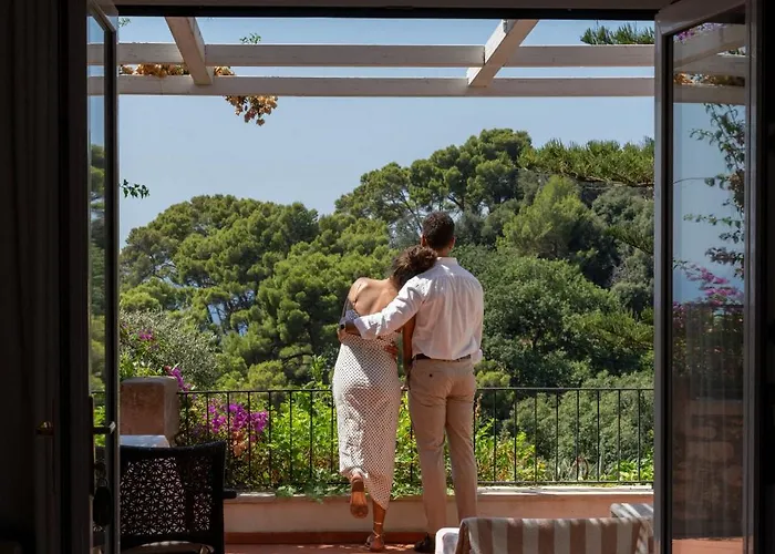 La Vega ホテル 4*