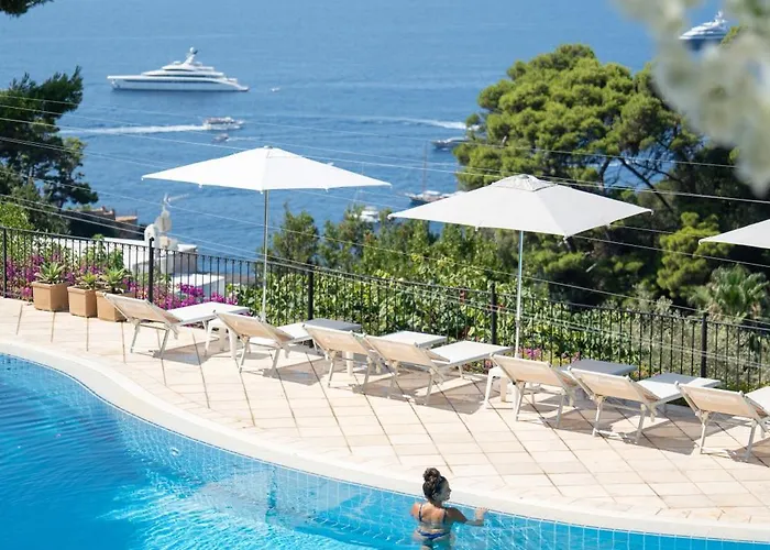 La Vega ホテル 4*