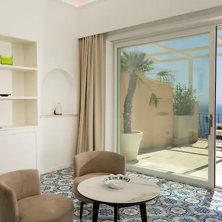 La Vega 4* Капри